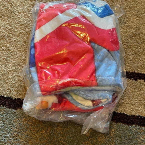 Colorful Blanket 50x60 - Picture 2 of 2